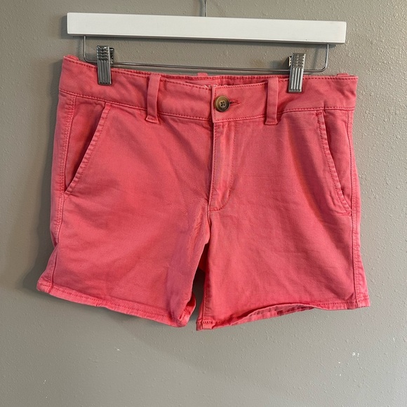 5/$25 American Eagle Outfitters Super Stretch Aeo Twill Pink Midi Shorts - Picture 1 of 5